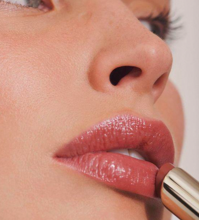 How to Create the Perfect Pout in Just 4 Steps