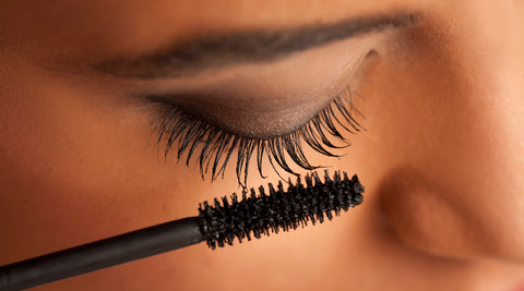 How to apply mascara