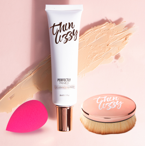 Buy An Airbrushed Silk Foundation & Get Pore Minimising Primer + Blurring Brush + Blending Sponge FREE!