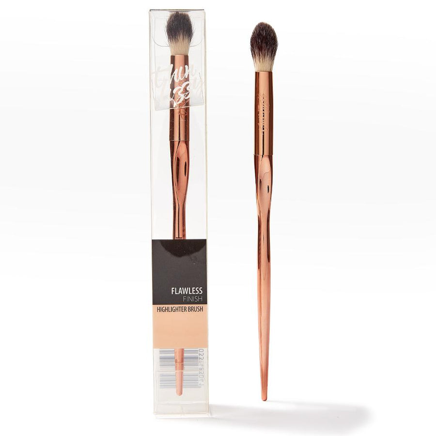 Flawless Finish Highlighter Brush